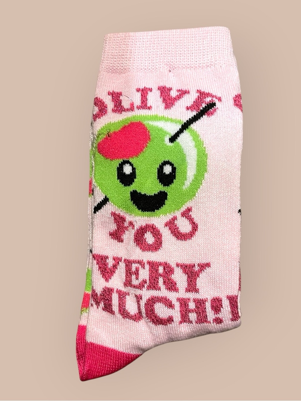 Women’s Pink Novelty 'Olive You' Graphic Crew Socks 🫒❤️